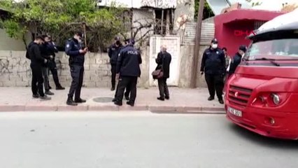 MERSİN YOLCU OLARAK BİNDİĞİ MİNİBÜSTE ŞÖFÖRÜ TABANCAYLA AYAKLARINDAN VURDU