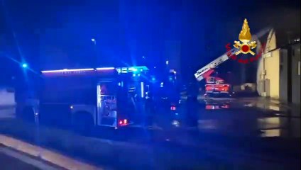 Manoppello (PE) - Incendio in capannone di azienda infissi (06.04.21)