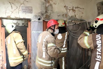 Fatih'te yaşlı adam caminin lavabosunda mahsur kaldı