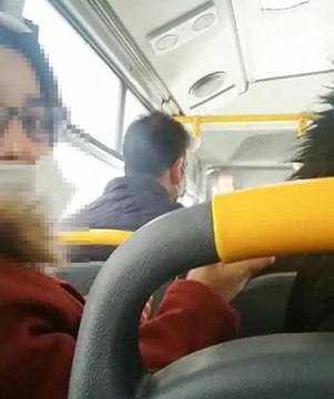 Hamile kadın ile şoförün 'yavaş hareket etme' tartışması