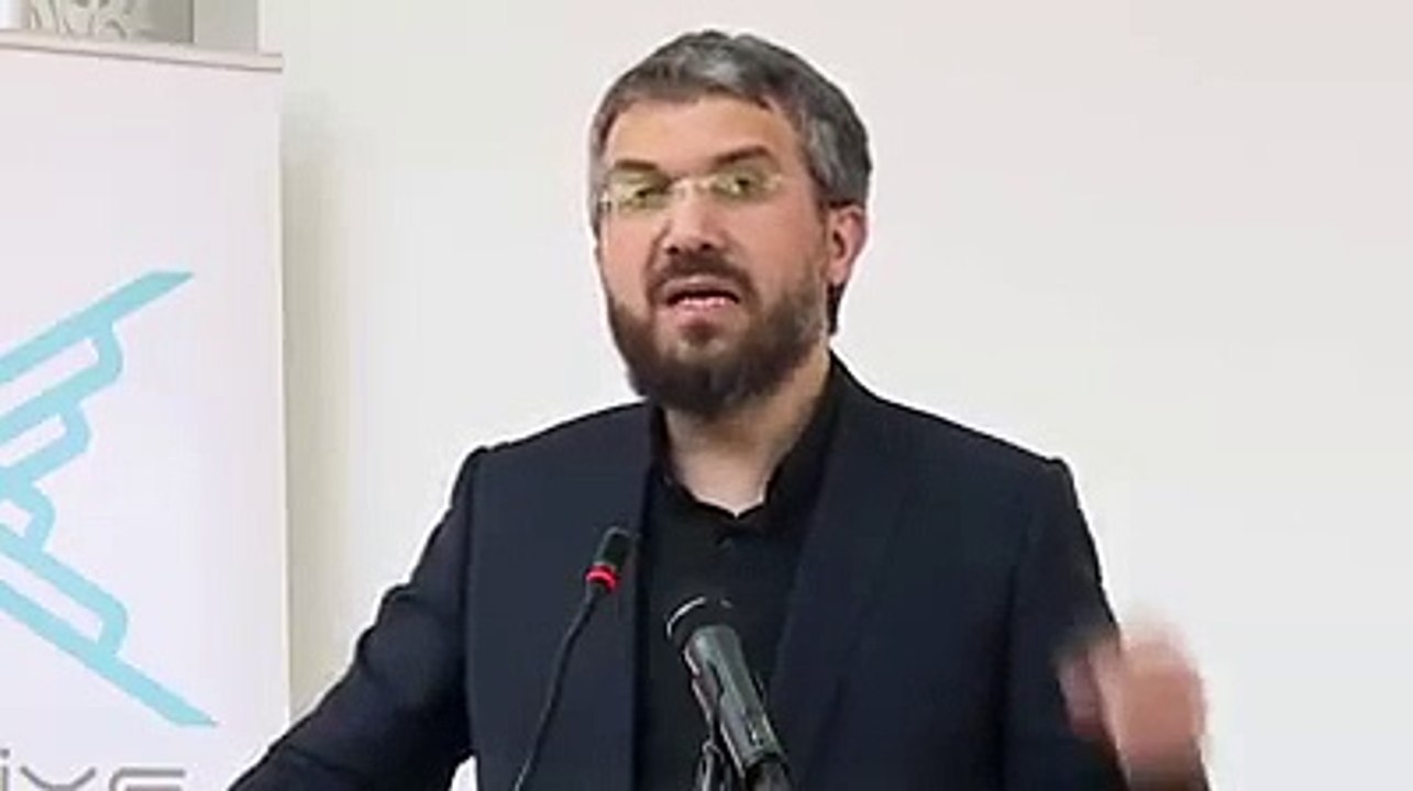 Amerikalı kızdan tokat gibi cevap! "Sen marka Müslümanısın"