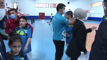 Ragbi sporuyla otizmli çocuklara farkındalık