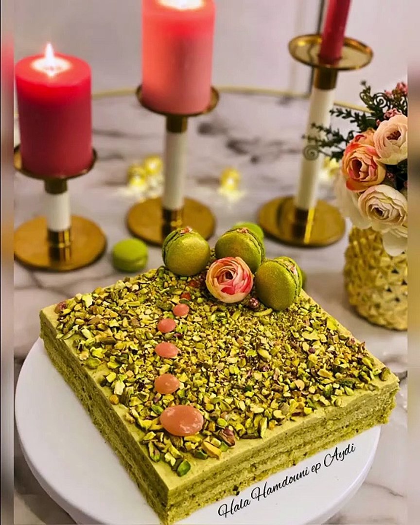 Russe Pistache Recette Tres Facile كيكة فاخرة بالفستق Video Dailymotion