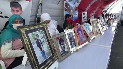 Evlat nöbetindeki kardeşten ağabeyine çağrı: "Ağabeyim gel teslim ol, bu hasretlik bitsin"