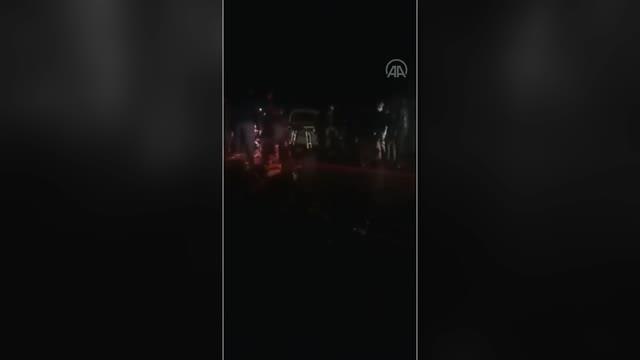 Son dakika haber! GAZİANTEP - Hafif ticari araç ile otomobil çarpıştı: 2 ölü, 8 yaralı