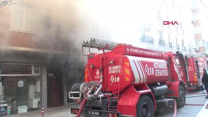 Son dakika gündem: GÜNGÖREN'DE MEDİKAL DEPO MALZEMESİNDE YANGIN ÇIKTI