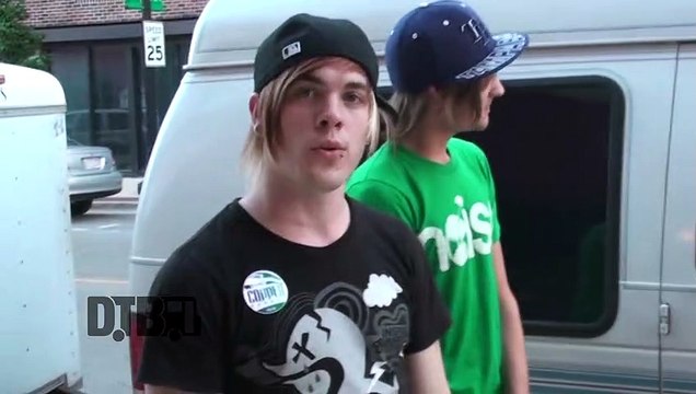 Set It Off - BUS INVADERS (Revisited) Ep. 60