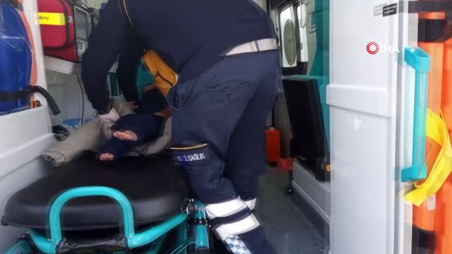 Yunanistan unsurlarınca ölüme terk edilen 40 düzensiz göçmenin kurtarıldığı anlar kamerada