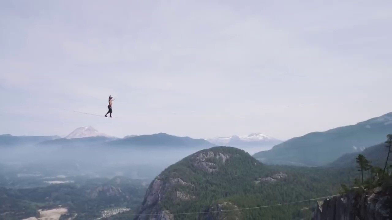 Insane Slacklining World Record Free Solo video Dailymotion