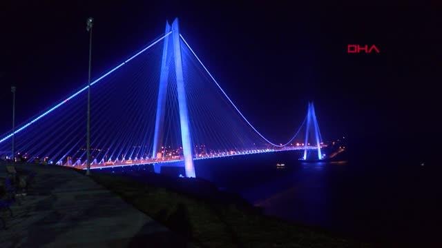 OTİZM FARKINDALIK GÜNÜ NDE BOĞAZ KÖPRÜLERİ MAVİYE BÜRÜNDÜ