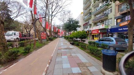Haftalar sonra yeniden başlayan cumartesi kısıtlaması ile sokaklar boş kaldı