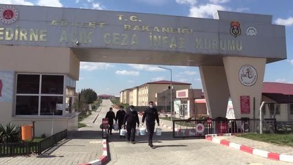 Son dakika haber! Cezaevindeki artık yemekler "can dostların" besin kaynağı oldu