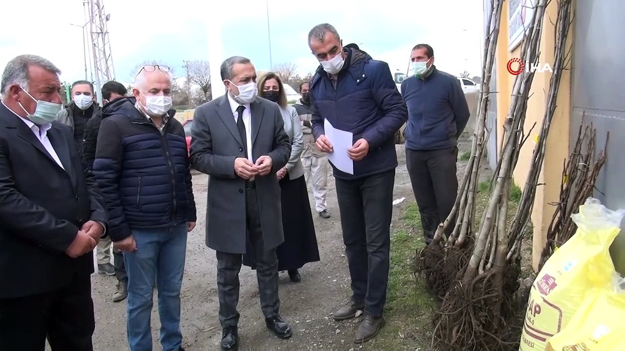 Van’da sertifikalı tohum, fidan ve gübre dağıtımı