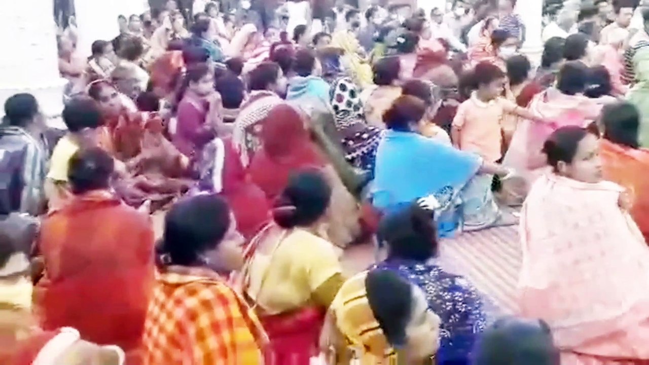 শ্রীমদভগবদগীতা  পাঠ।