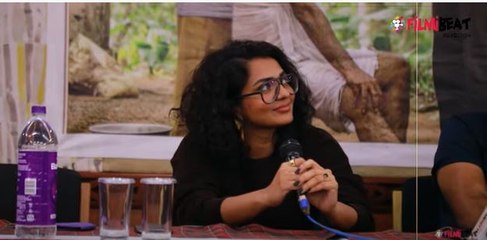 Parvathy Candid Moments | FilmiBeat Malayalam