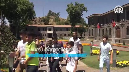 Kur'an kursu öğrencilerinin 'tarihe yolculuk' sevinci