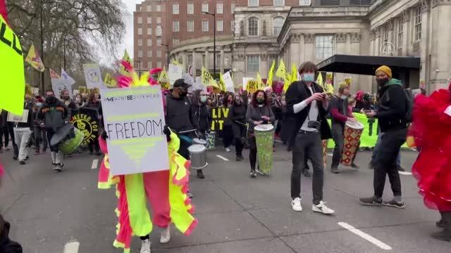 Son dakika haberi... İngiltere'de Polis, Suç, Ceza ve Mahkemeler Yasa Tasarısı protesto edildi (1)