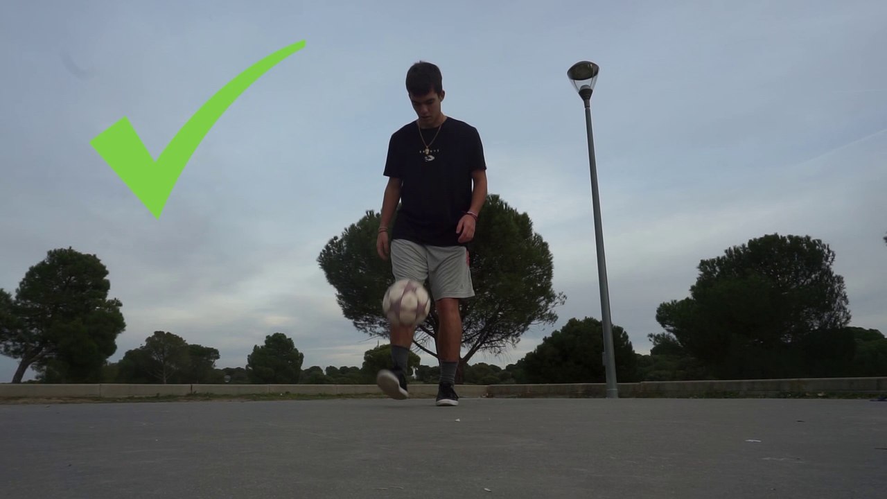 Tutorial trucos de fútbol // COMO DAR TOQUES / DOMINAR EL BALÓN DE FÚTBOL TUTORIAL FUTBOL