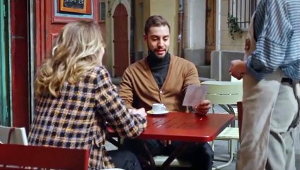 Plus belle la vie en avance - Estelle, Abdel, et Barbara se remémorent les instants qu’ils ont passés avec Samia