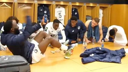 PSG'yi deviren Lille'de soyunma odası bayram yerine döndü! Burak detayı dikkat çekti