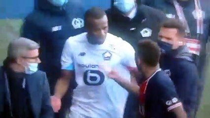 Neymar gây gổ với Djalo ở hành lang phòng thay đồ sau thẻ đỏ và bị đuổi khỏi sân