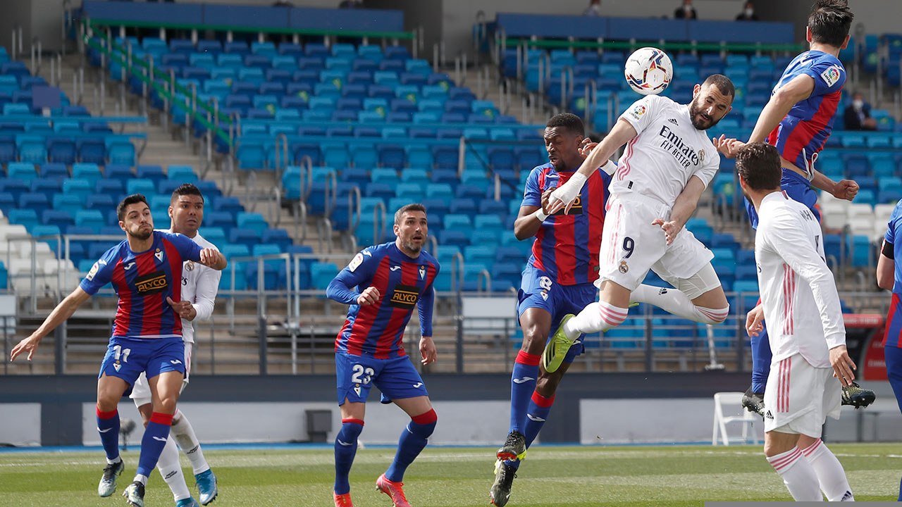 Real Madrid v Eibar
