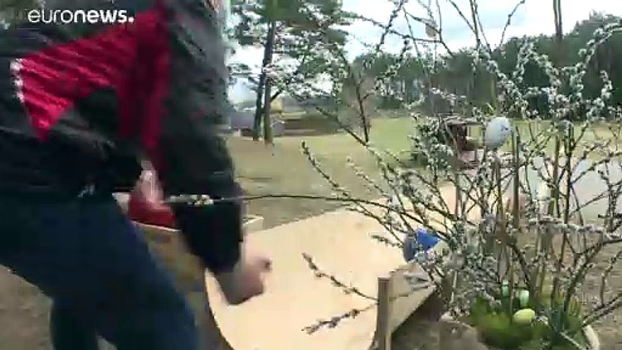 XXL-Rutsche für Ostereier