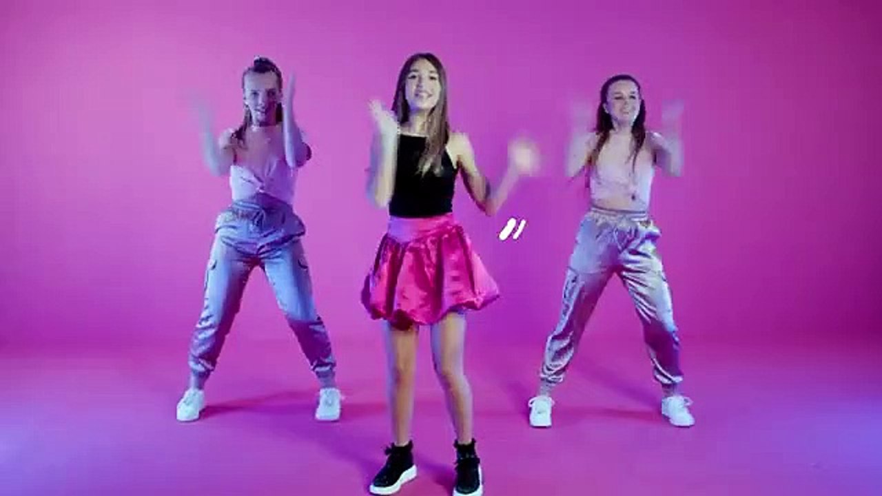 Rosie Mcclelland - Tik Tok (Official Music Video)