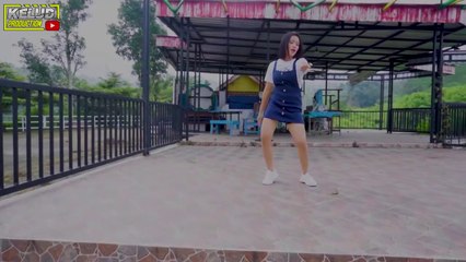 DJ YALAN VIRAL TIKTOK BASS TENDANGAN  BANTENG NGAMUK - REMIX