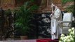 El Papa insta durante la vigilia de Pascua a no perder la esperanza a pesar de los meses sombríos