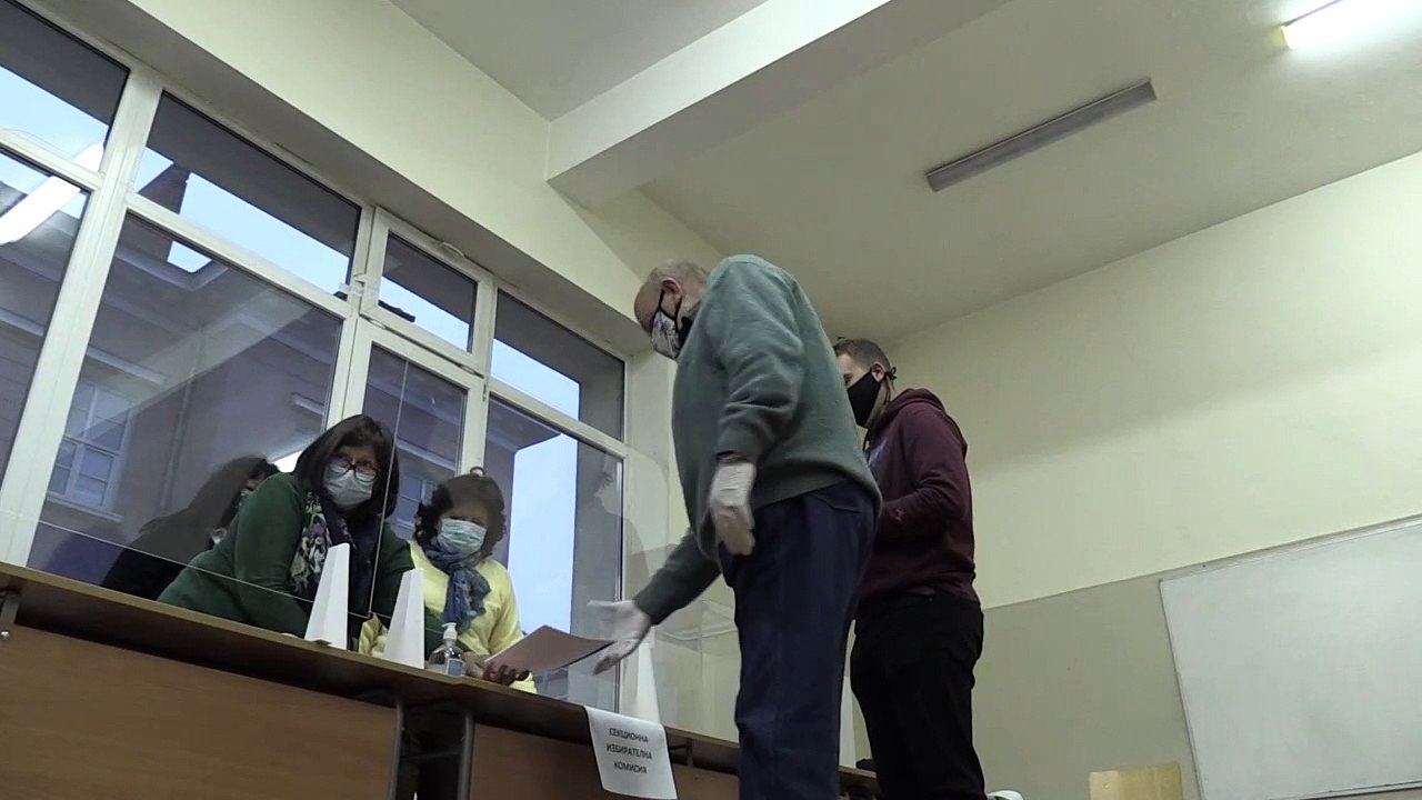 Parlamentswahl in Bulgarien - Regierungschef Borissow steuert auf Sieg zu