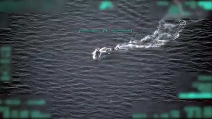 Türk Sahil Güvenlik'ten Yunanistan'a suçüstü! Havadan böyle görüntülendi