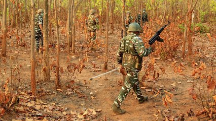 Télécharger la video: 22 jawans killed in Naxal attack in Chhattisgarh