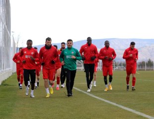 Sivasspor ara vermedi