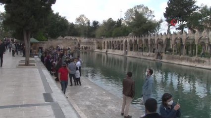 Vatandaşlar kırmızı bölgeden kaçmak için Şanlıurfa'yı tercih ediyor