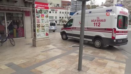 Kağıt toplayıcısı, iş hanında ölü bulundu