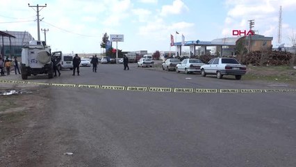 SİVEREK'TE TAŞ VE SOPALI KAVGA 3 YARALI