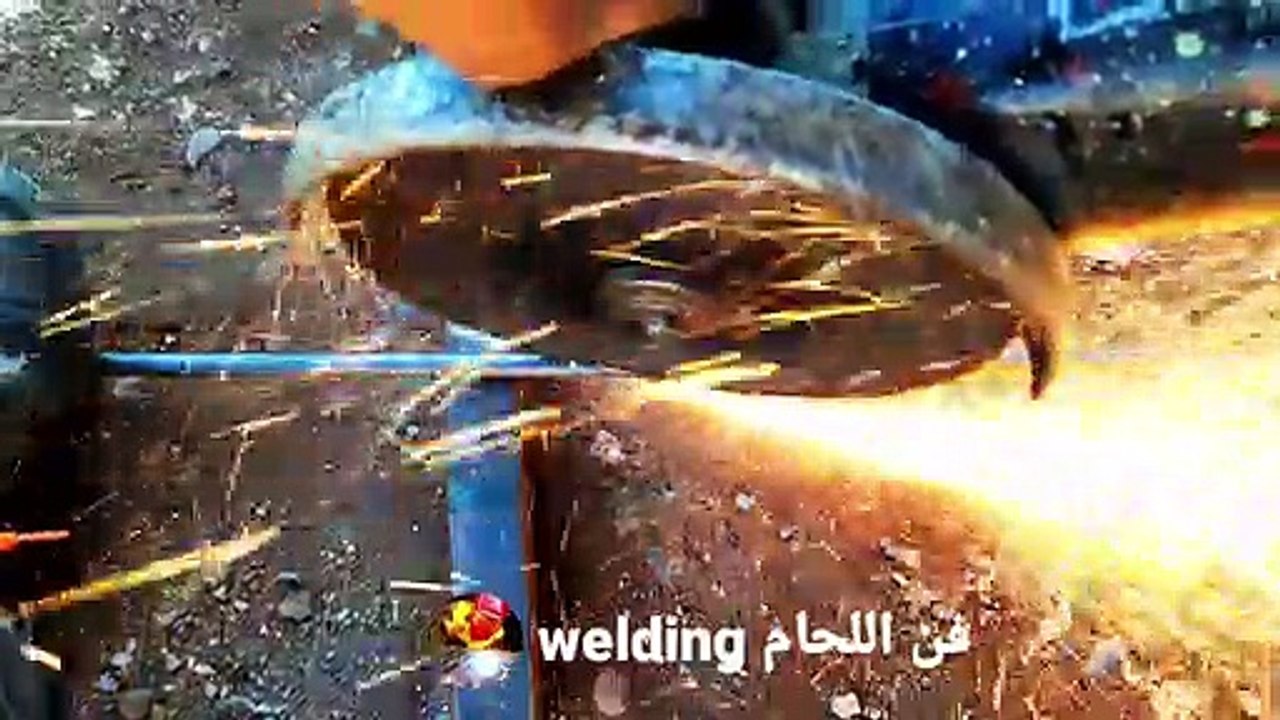 كيفية صنع زخرفة حديدية يدوية الصنع، How to make a hand-made iron ornament  @فن اللحام welding - فيديو Dailymotion