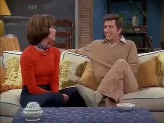 Mary Tyler Moore S06E14 One Boyfriend Too Many