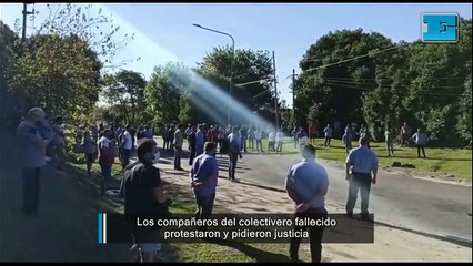 Download Video: Los compañeros del colectivero fallecido protestaron y pidieron justicia