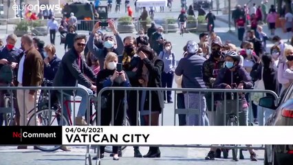 Papst Franziskus: "In dunklen Zeiten niemals die Hoffnung verlieren"