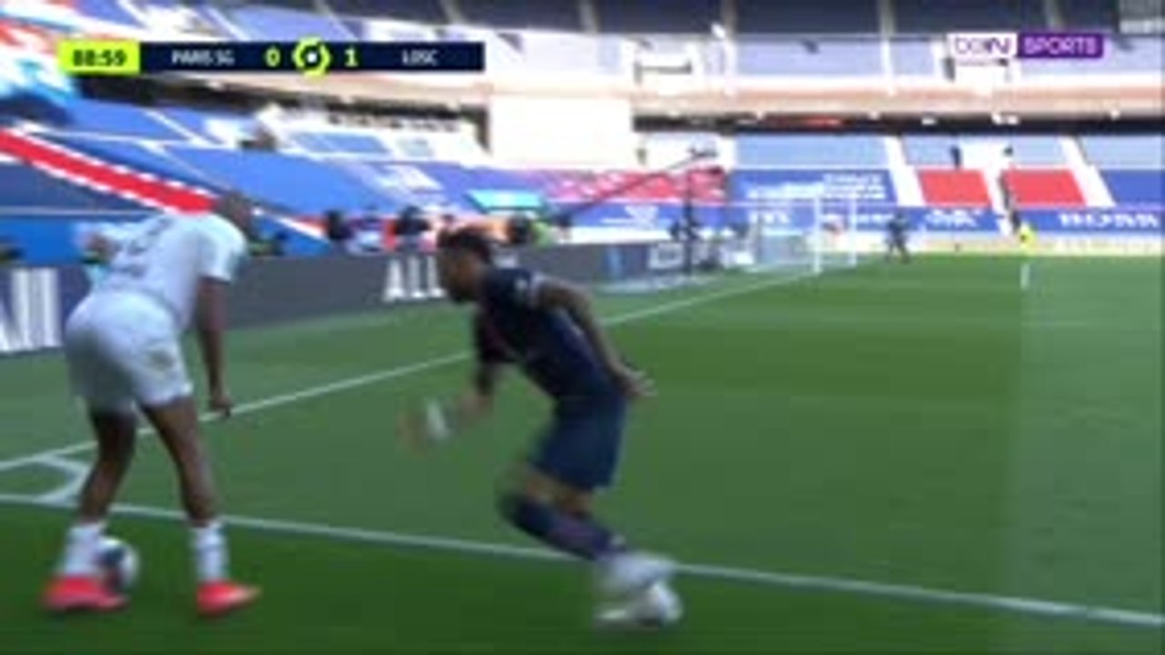 Neymar sees red for PSG as Lille reclaim top sp...