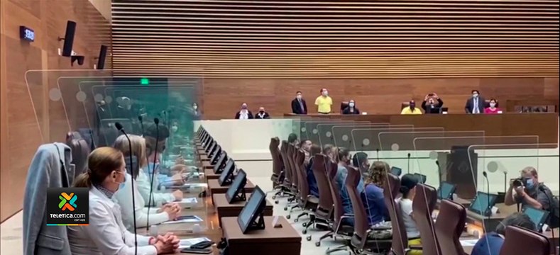 tn7-Diputados-reanudarán-este-lunes-discusión-del-proyecto-de-Ley-de-Reforma-al-Empleo-Público-0404021