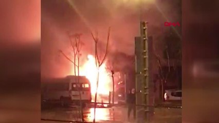 BURSA'DA 2 KATLI MOBİLYA MAĞAZASI YANDI