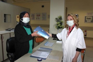 Hemşire anne, doktor kızıyla aynı hastanede