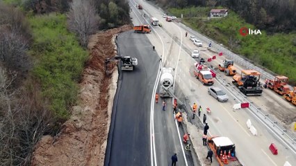 Heyelan sonrası Akçakoca yolu trafiğe açıldı