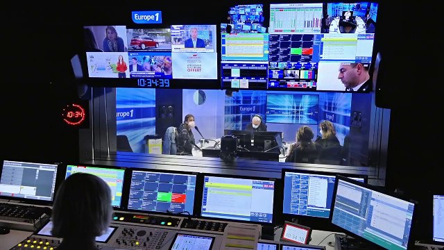 Venue d'Ailleurs de Sheila et Paradigmes de La Femme : les nouveaux albums recommandés par Angèle Chatelier