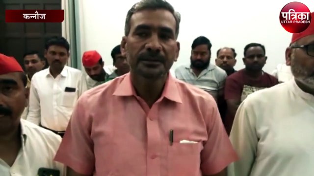सपाईयों ने शहीद जवानों को इस तरह दी श्रद्धांजलि
