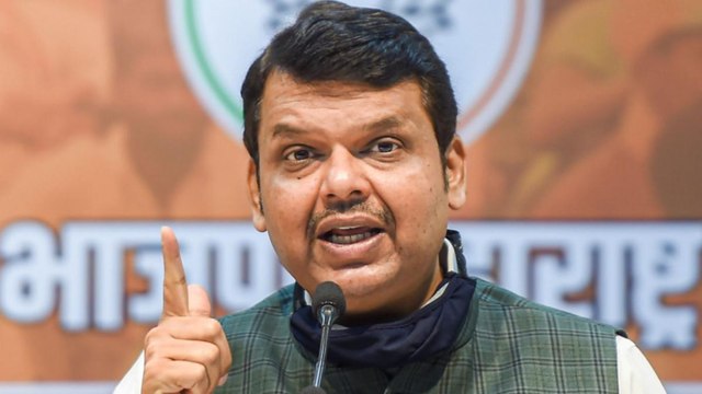 Devendra Fadnavis slams Uddhav govt over HM resigination