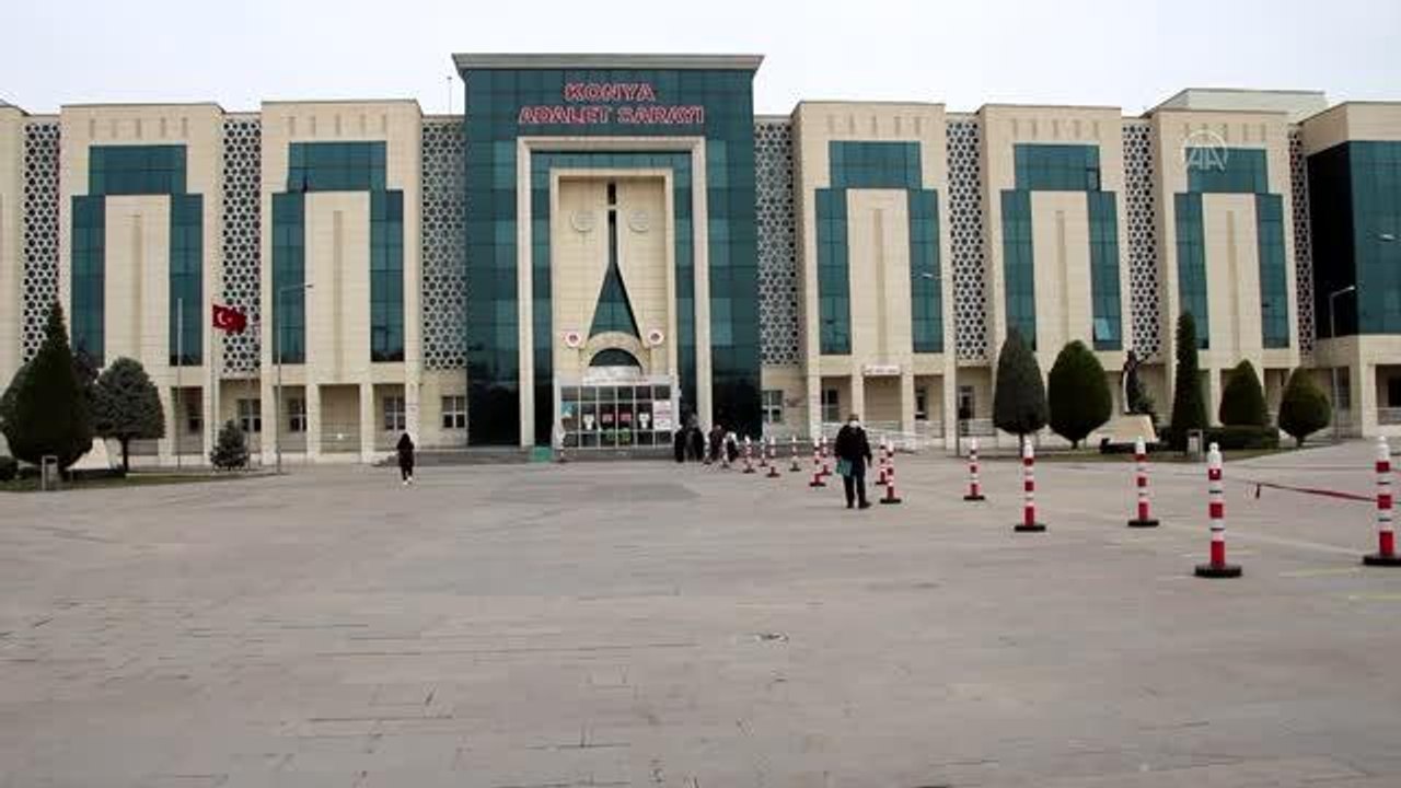 Memur-Sen'den emekli amirallerin "darbe çağrışımlı bildirisine" tepki